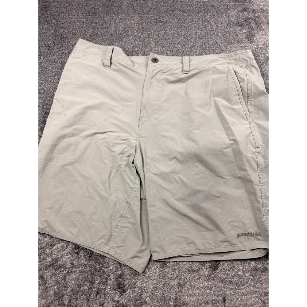 Patagonia Mens Gray Nylon Blend Stretch Technical Hiking Outdoor Shorts Size 40